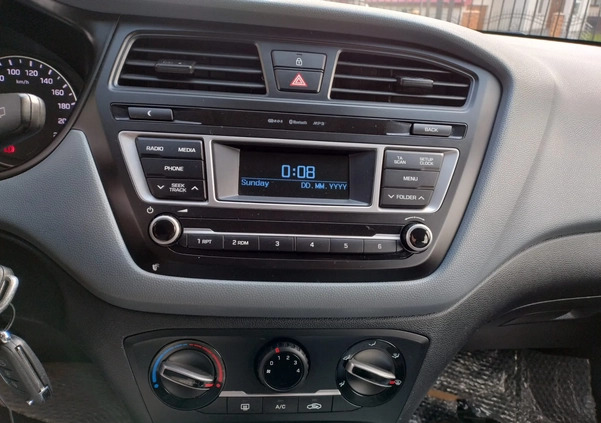 Hyundai i20 cena 39800 przebieg: 76014, rok produkcji 2017 z Działdowo małe 56